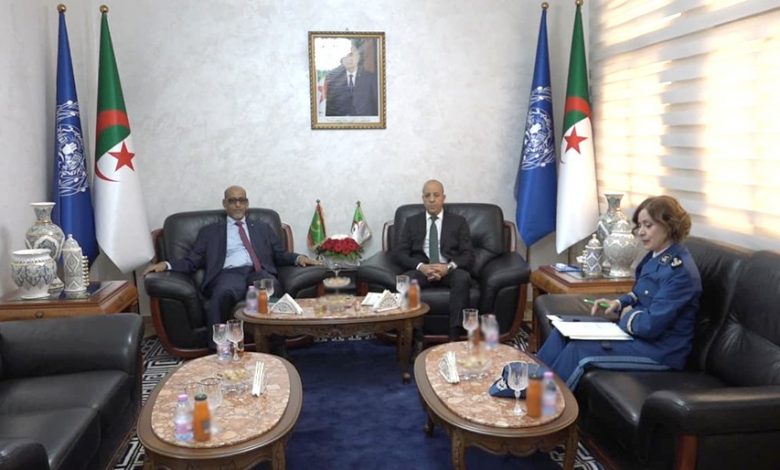 Le Directeur général de la Sûreté nationale reçoit l'ambassadeur de Mauritanie en Algérie