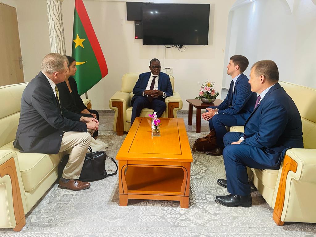 Une mission de l'ambassade de France à Dakar visite la Zone Franche de Nouadhibou 