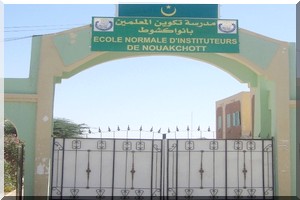 Recrutement de 400 instituteurs pour subir la formation aux ENI