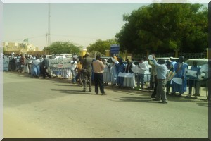 El Hor célèbre son 37e anniversaire par un sit-in devant le siège des Nations Unies