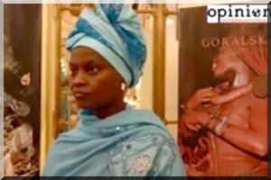 Vidéo. Marie-Agnès Gillot remet le prix de la femme Goralska 2016 à Fatimata Mbaye, avocate mauritanienne
