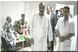  Le Président de la République effectue une visite inopinée au Centre Hopitalier 