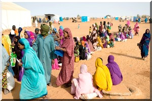 Les enfants du camp de Mberra : exil, pauvreté et analphabétisme