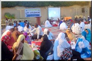 Bir Mogrein/ Iftaar Es-saim : le député Mohamed Salem Ould Ahmed Ould Noueigued distribue d’importantes quantités d’aliments aux populations