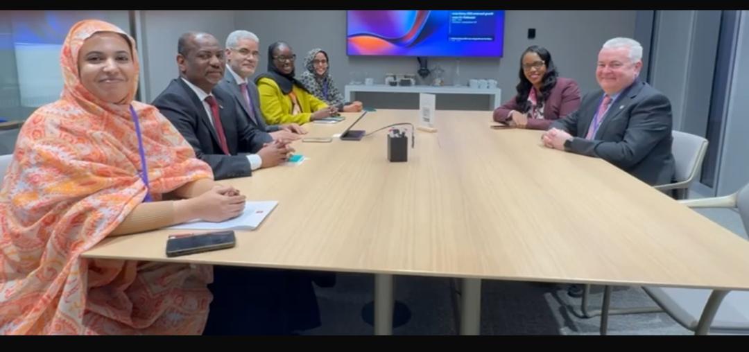 Le ministre de l'Économie et des Finances rencontre le vice-président de BP pour région Mauritanie-Sénégal