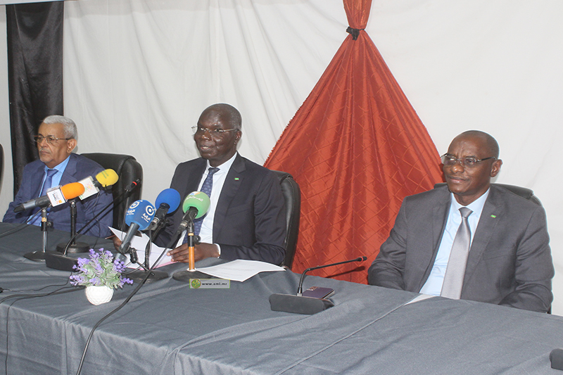 Le ministre des Affaires économiques : 55% des projets connaissent des lenteurs dans l'exécution 