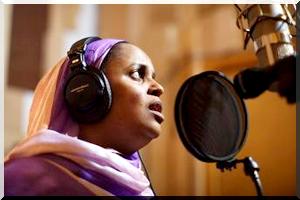  Noura Mint Seymali prend le relais Premier album international, Tzenni - [Video]