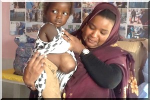 Urgent : Appel à l'aide pour le traitement d'un enfant atteint d'une malformation congénitale de la paroi abdominale