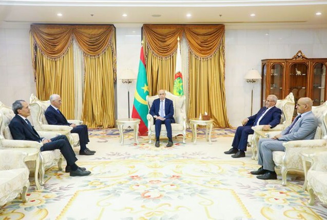 Le Président de la République reçoit le Président de la Chambre des représentants du Maroc