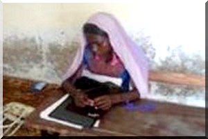 Passage d’entrée en 1ère année de Collège:Cette fille fait partie des premiers handicapés à passer le concours