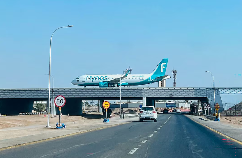 Les Houthis revendiquent de nouvelles attaques sur l'aéroport de Ryad, la capitale saoudienne