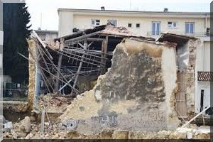 Dernière-Info : Des blessés suite à l’effondrement de l’une des ailes du marché d’EL Mina