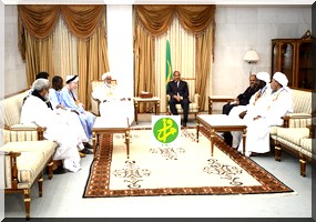 Le Président de la République reçoit les représentants du bureau de l'Union des associations