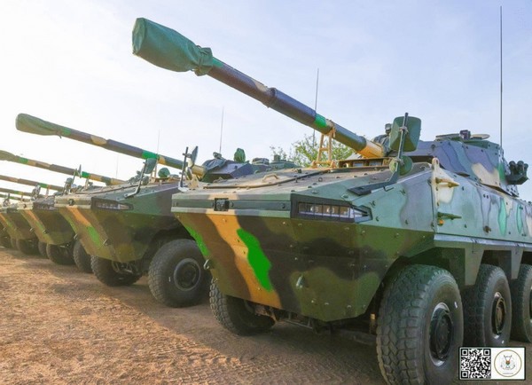 Burkina : Traoré remet un nouveau lot de matériel à l’armée