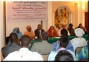 Non a l’atteinte a nos symboles Religieux 