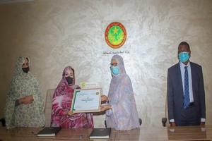 La chanteuse Mouna Mint Dendenni nommée ambassadrice de bonne volonté pour l'environnement 