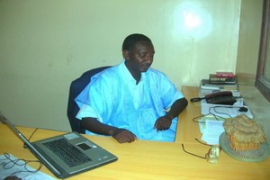 Une délégation de la commission des droits de l’homme rend visite au journaliste en détention, Camara Seydi