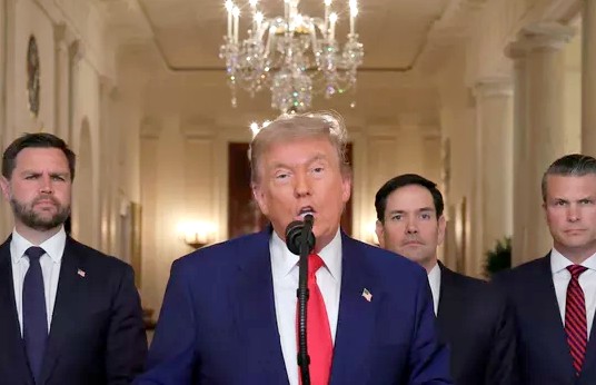 «Make Iran Great Again» : Donald Trump brandit la menace d’un «changement de régime» à Téhéran