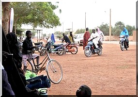 Manifestation de femmes contre la charia à Tombouctou. 