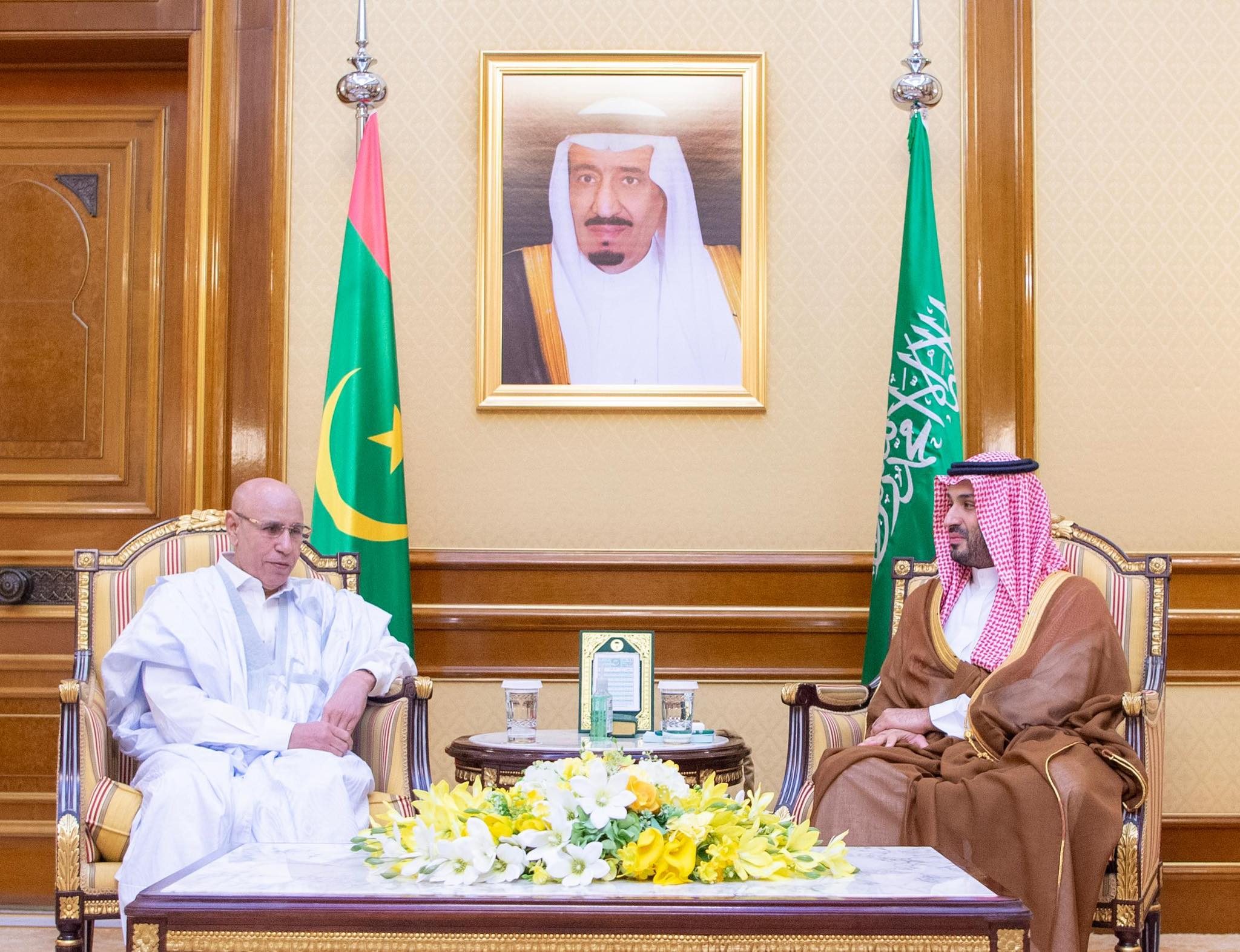 Le Président de la République rencontre le Prince héritier saoudien au Palais de Mina