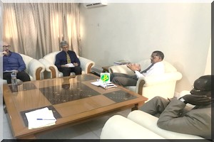Le Directeur Général de l'Agence Nationale TADAMOUN s'entretient une délégation de l'ONG internationale Human Rights Watch