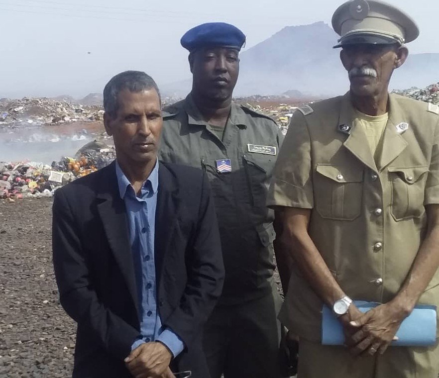 Zoueratt : incinération de 7.5 tonnes de produits périmés