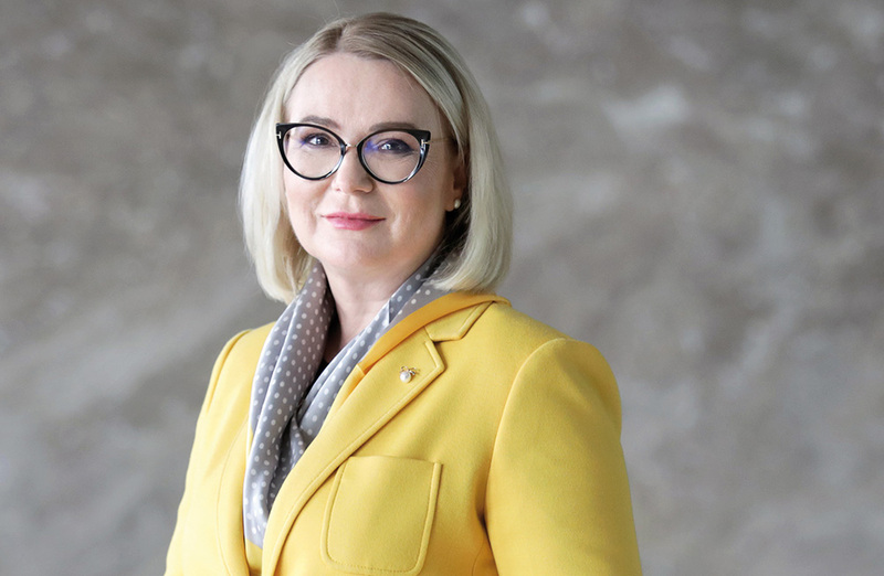 La ministre de la Défense rend visite aux soldats tchèques en Mauritanie