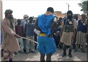 Les érudits religieux du Mali réfutent la version extrémiste de la charia.  