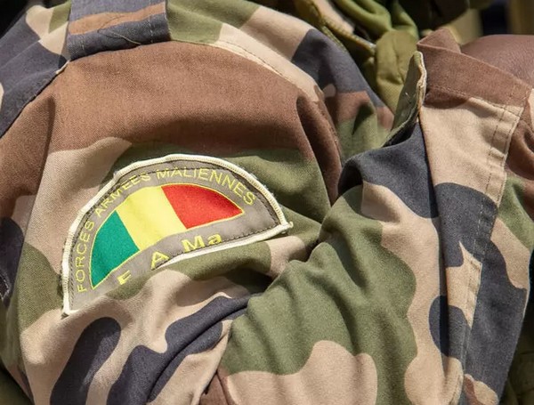 Le Mali limoge des hauts gradés de l’armée, en difficulté sur le terrain face aux jihadistes