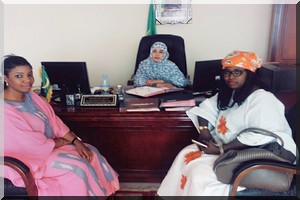 Les initiatrices de #selfiembalite# reçues par la présidente de la CUN, Maty Mint Hamaty