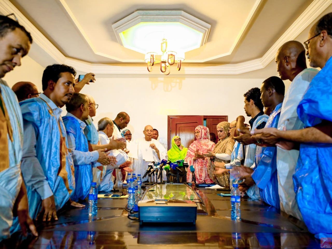 Les partis de la majorité se réunissent pour discuter de leur réponse au message du coordinateur du dialogue national