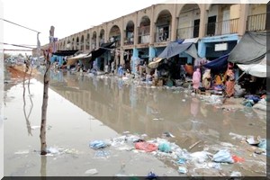 Petit crachat du ciel :Nouakchott sous les eaux