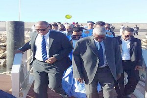 Le wali de l’Inchiri s’enquiert de la marche des travaux du port de Tanit