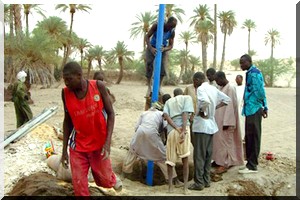 Expérimentation d’une nouvelle technique de forage de puits simple et utilisant des outils locaux accessibles