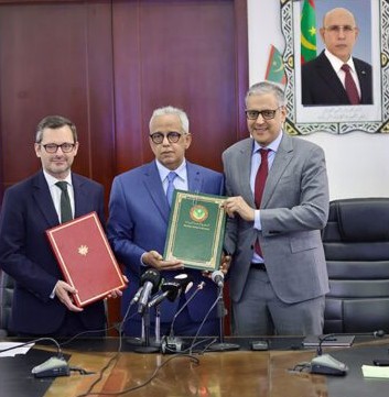 Accord entre la Mauritanie et la France pour le financement de la construction de dix centrales solaires