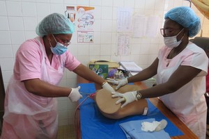 Mauritanie : les Sages-femmes célèbrent leur journée et réclament la règlementation de leur profession
