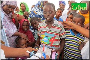 Tarhil : 270 élèves reçoivent des fournitures scolaires distribuées par AENC [PhotoReportage]