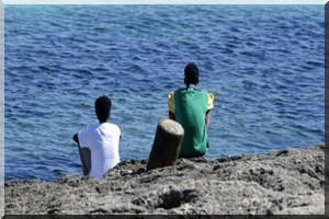 Algérie : les opérations d’expulsion de migrants subsahariens depuis le camp de Tamanrasset sont en cours 