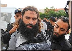 Tunisie/niqab: des salafistes évacués d'une faculté par la police